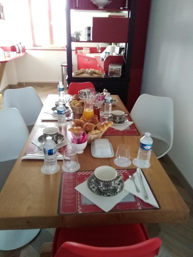 Les Aix-d'Angillon Mon Chateau En Berry מראה חיצוני תמונה